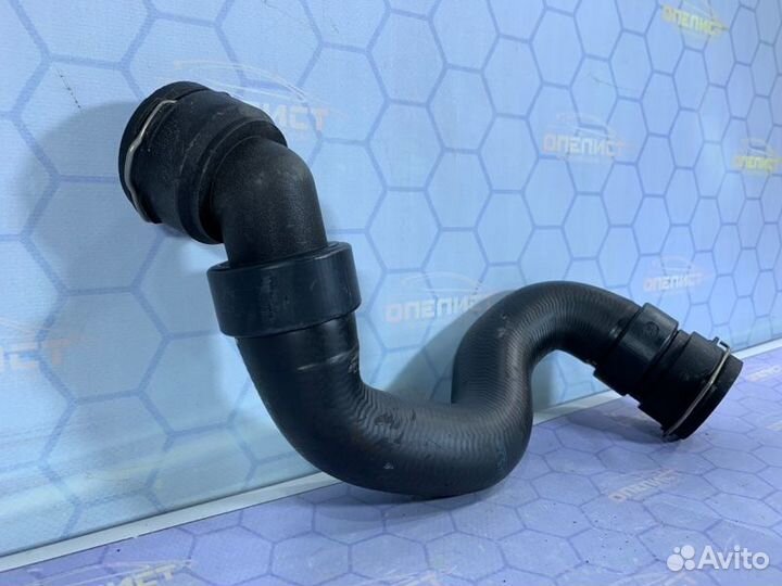 Патрубок системы охлаждения Opel Astra J A14NET