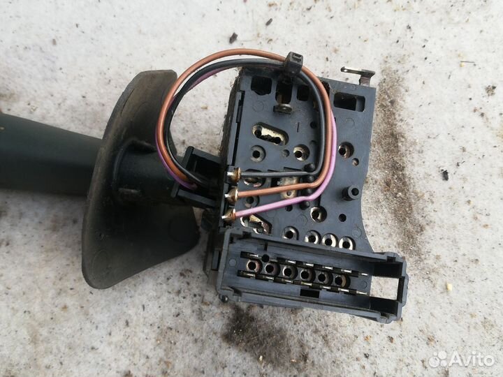 Переключатель подрулевой Рено Меган 1