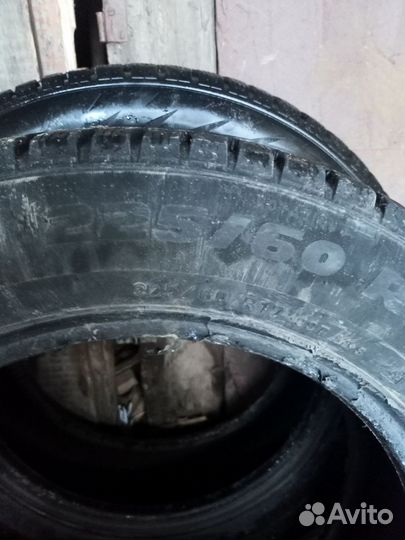 Pirelli Formula Ice 225/65 R17