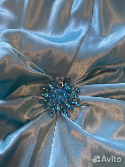 Платье вечернее