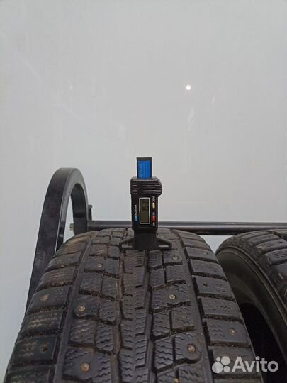 Dunlop SP Winter Ice 01 205/55 R16