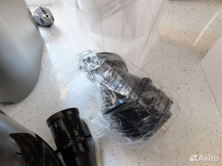 Соковыжималка шнековая Kenwood JMP800SI