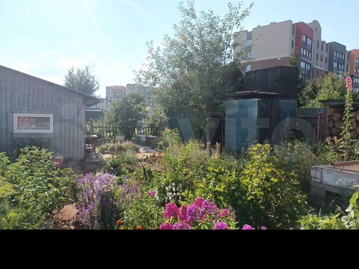 Дом 98 м² на участке 6 сот.