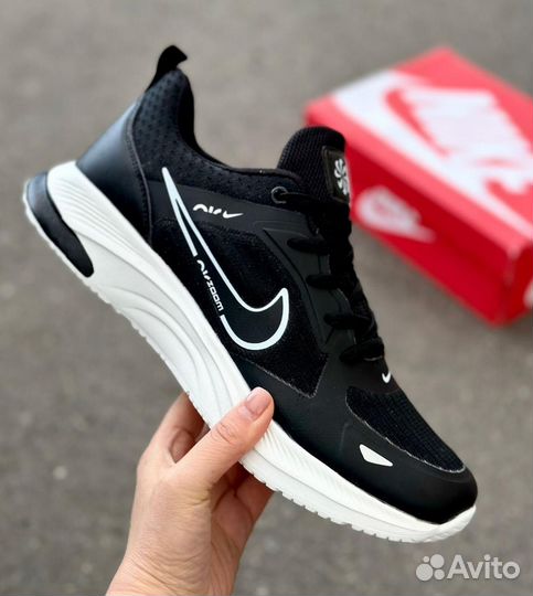 Кроссовки Nike