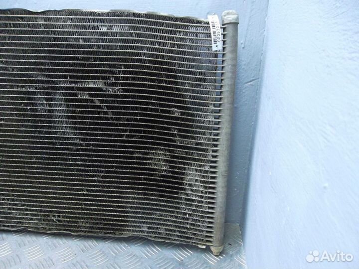Радиатор кондиционера Ford Expedition 2
