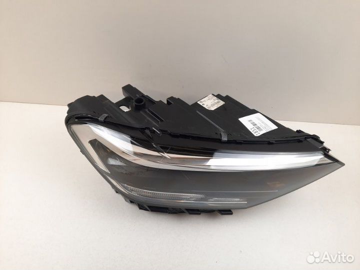 Фара правая Volkswagen Polo 6 2020