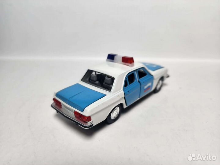 Газ 3102 Волга гаи 1:43