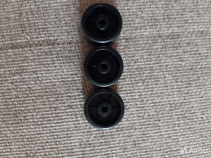 Колёсики диаметр 33