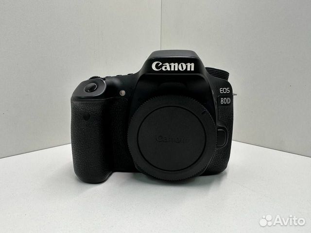 Фотоаппарат зеркальный Canon EOS 80D