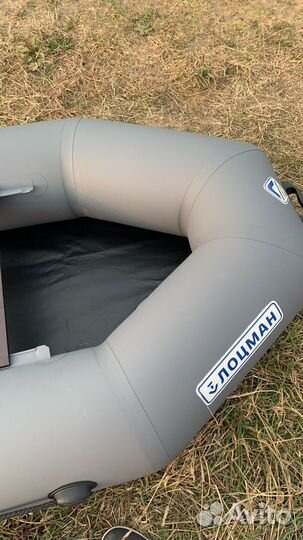 Надувная лодка Лоцман 200