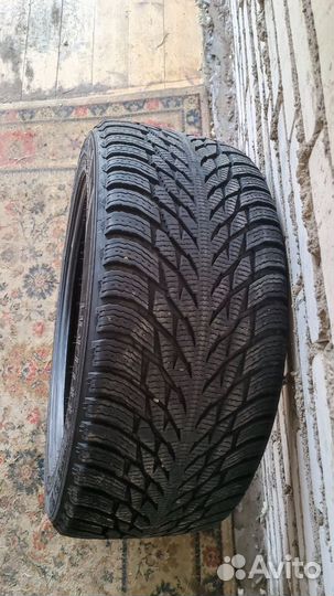 Nokian Tyres Hakkapeliitta R3 SUV 285/45 R21