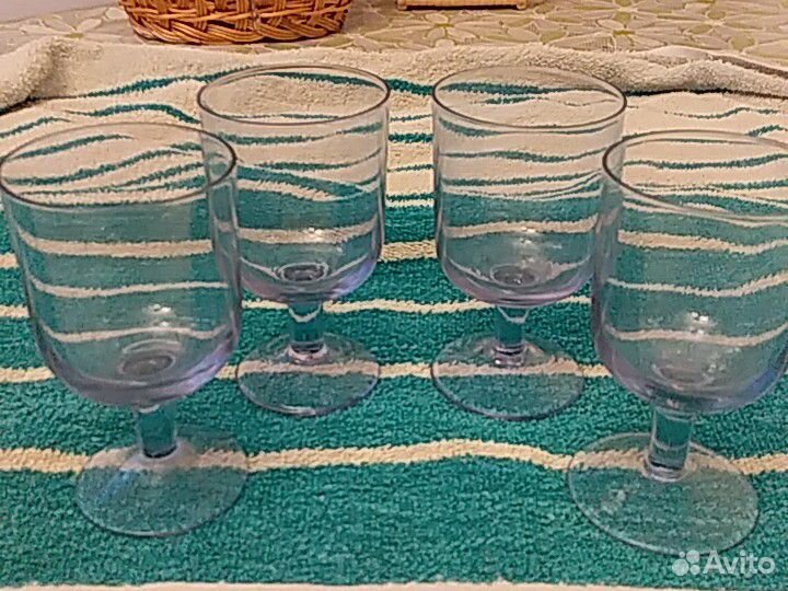 Кружки, рюмки, стопки