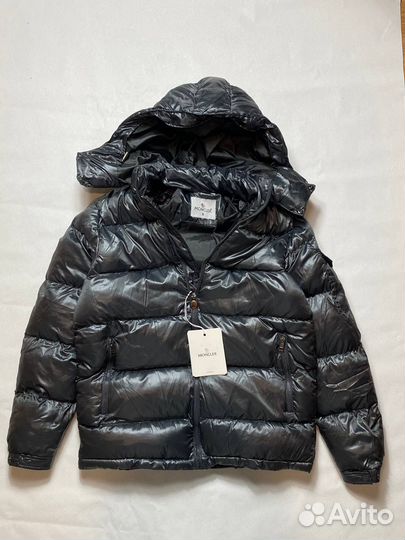 Пуховик Moncler