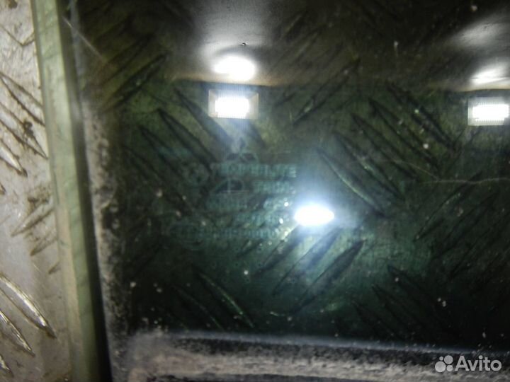 Стекло двери задней правой, Mitsubishi (Митсубиси)