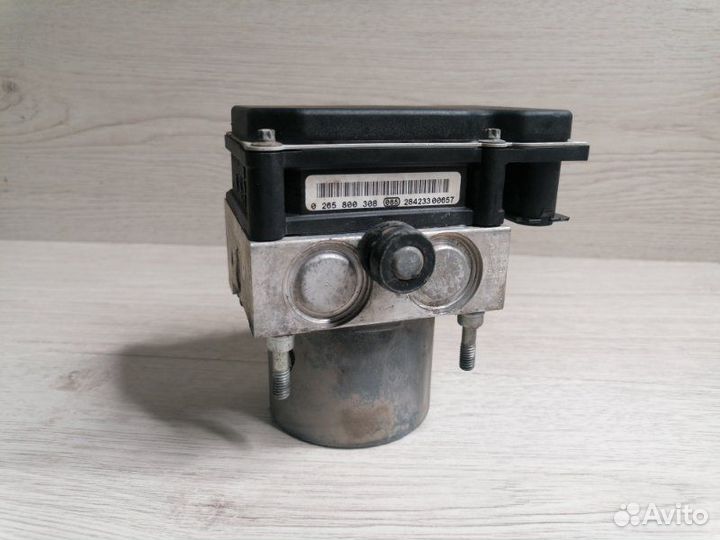 Блок ABS Nissan Primera P12 1.8 QG18DE 2004