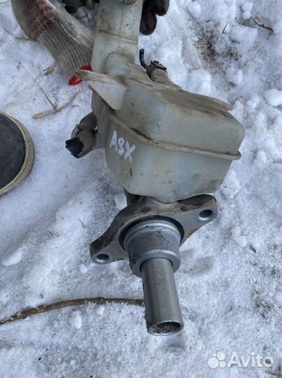 Главный тормозной цилиндр Mitsubishi ASX