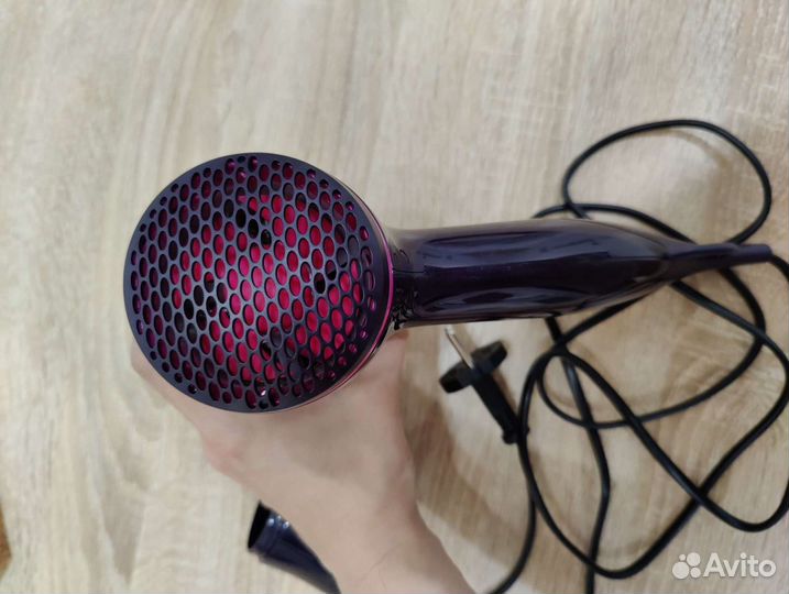 Фен Philips Essential Care compact 1600w