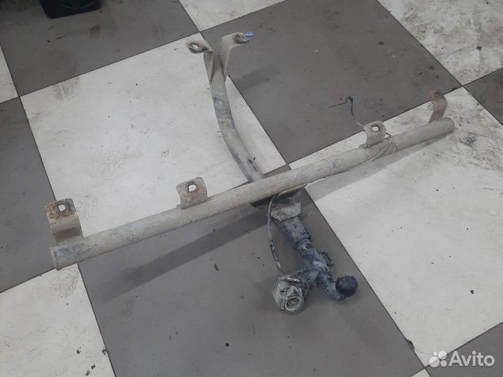 Фаркоп на chevrolet niva