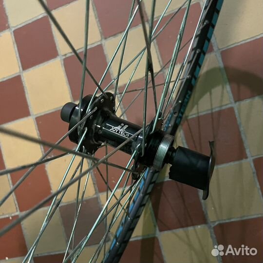 Заднее колесо на велосипед 27.5