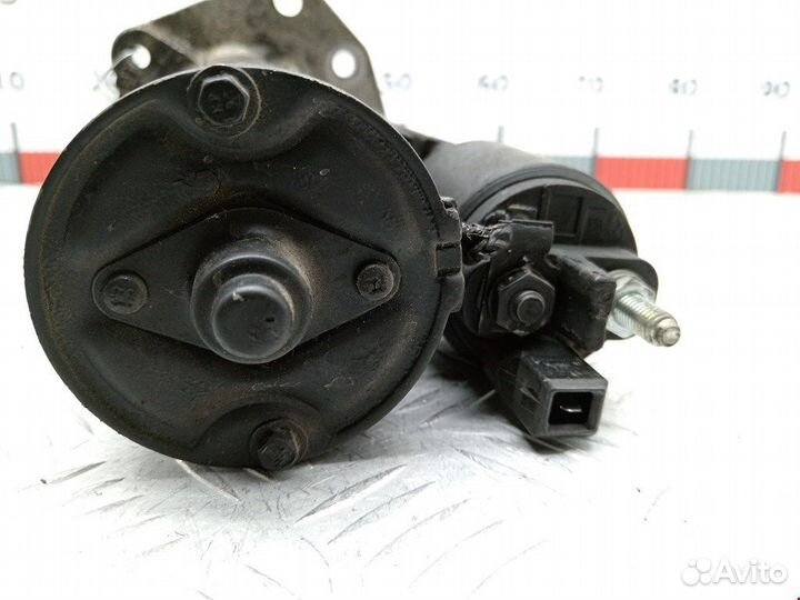 Стартер для Volkswagen Passat 5 036911023S