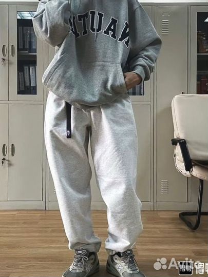 Доставка оригинальной одежды Poizon