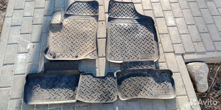 Автомобильные коврики для Chery Indis