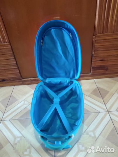 Чемодан детский