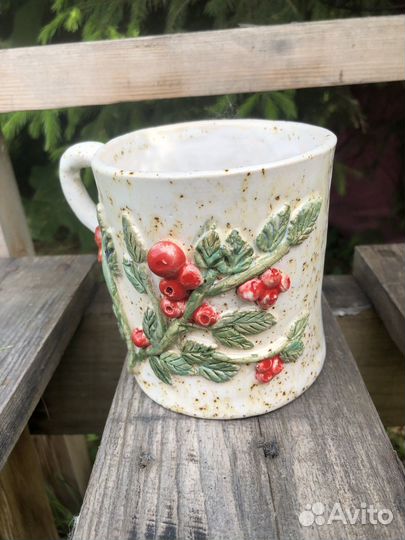 Кружка керамическая с ягодками большая