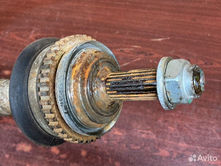 Правый привод лада приора