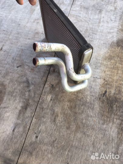 Радиатор печки на Кия Соренто-1