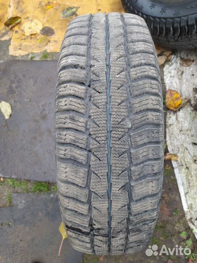 Зимняя нешипованная резина на дисках