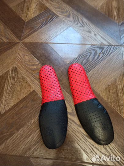 Горнолыжные ботинки нордика