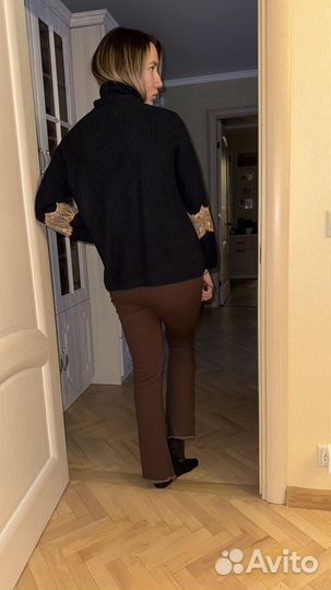 Свитер ASOS синий с кружевной аппликацией