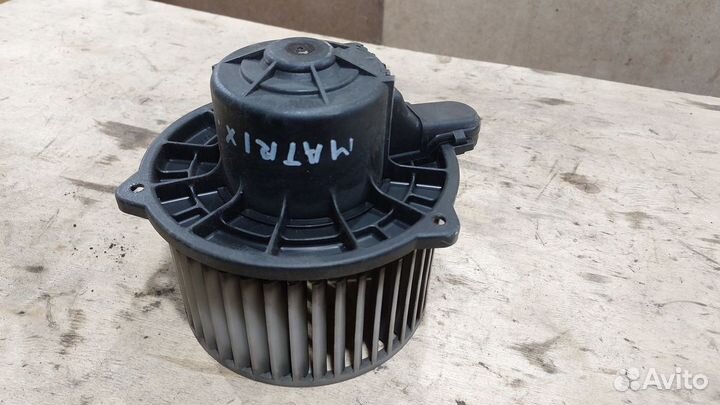 Моторчик отопителя Matrix I рестайлинг