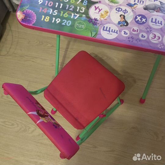 Детский стол и стул