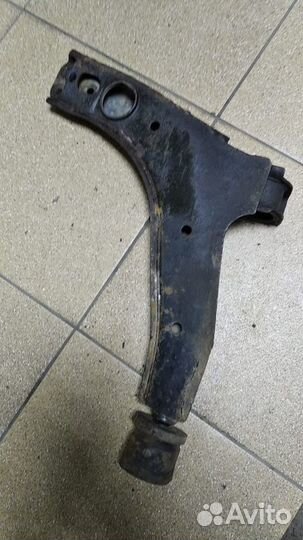 Рычаг передний правый Дэу Нексия