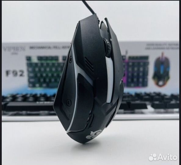 Игровая клавиатура и мышь