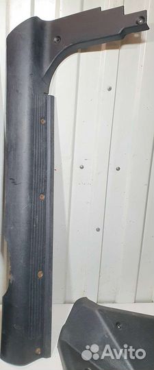 Накладки порогов внутренние Chevrolet Niva