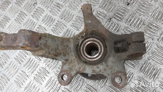 Ступица передняя правая nissan note E11 (NDN32N901