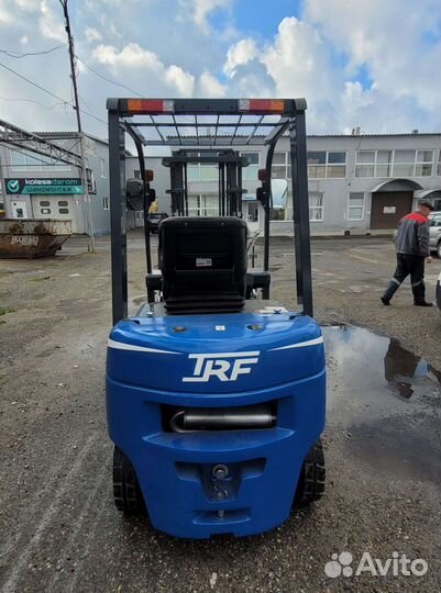 Вилочный погрузчик TRF D15-4I