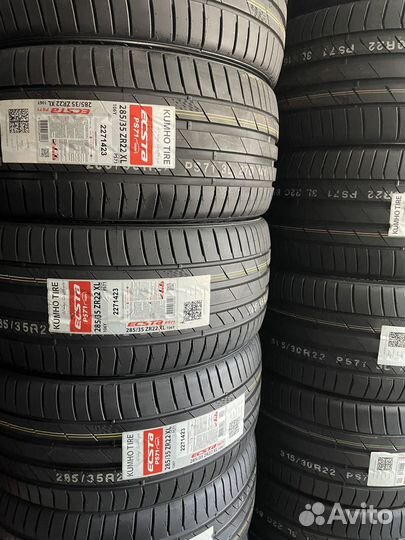 Kumho Ecsta PS71 SUV 285/35 R22