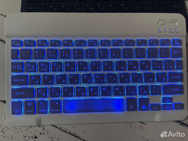 Bluetooth клавиатура