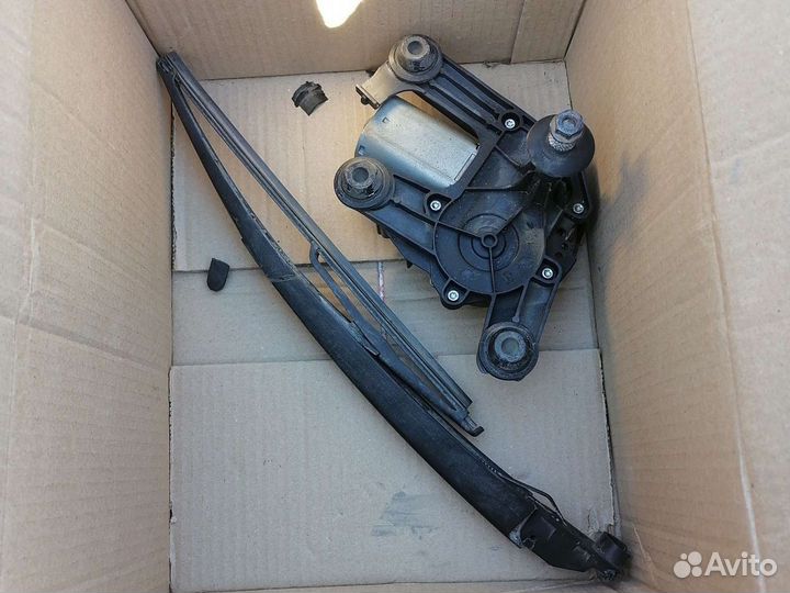 Мотор стеклоочистителя задний Peugeot,Citroen