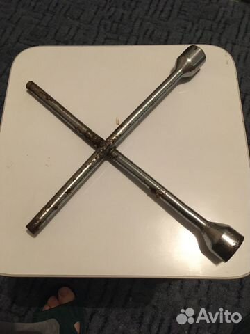 Ключ балонный крестовой