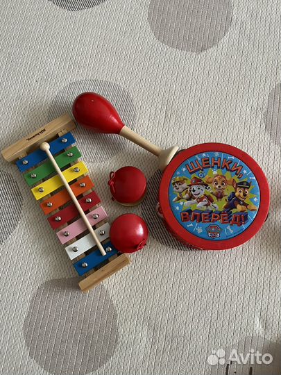 Инрушки музвкальные инструменты