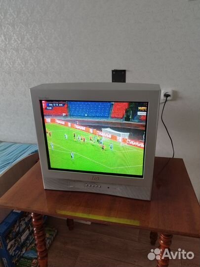 Телевизор JVC 21