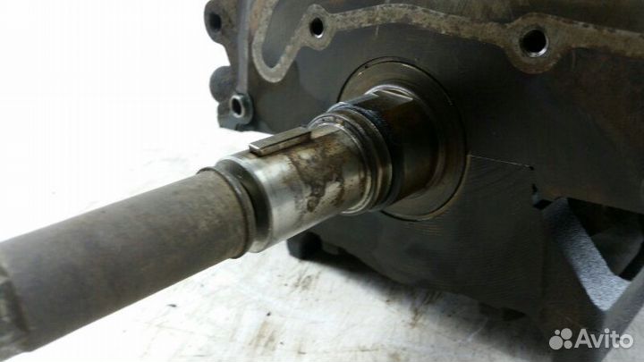 Блок цилиндров Mitsubishi Pajero V43 6G72 1992