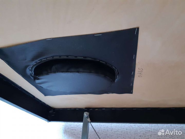 Массажный стол складной с вырезом