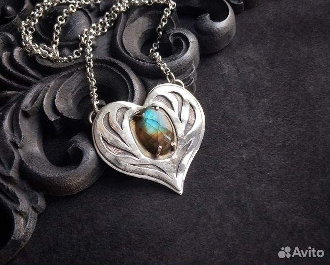 Кулон сердечко с лабрадором