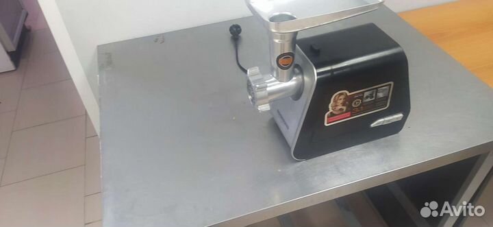 Мясорубка редмонд